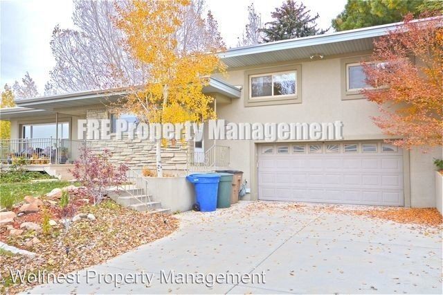 Foto principal - 821 E 16th Ave