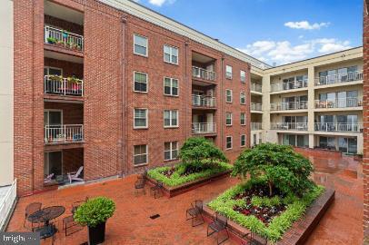 Foto del edificio - 960 Fell St