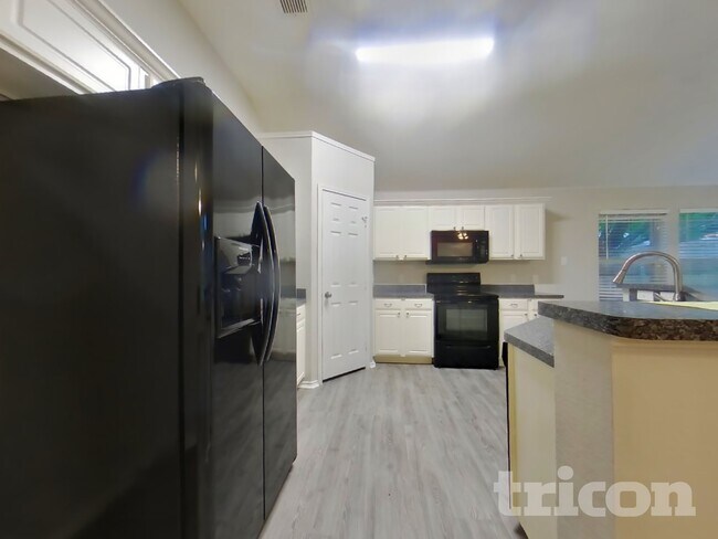 Foto del edificio - 7260 Specklebelly Ln