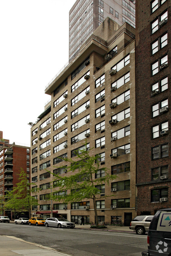 Foto del edificio - 412 E 55th St