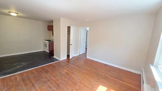 Foto del edificio - 5846 N Marvine St