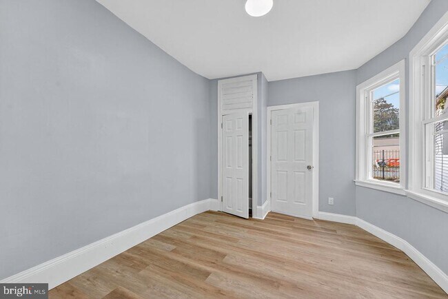 Foto del edificio - 11 N Willow St