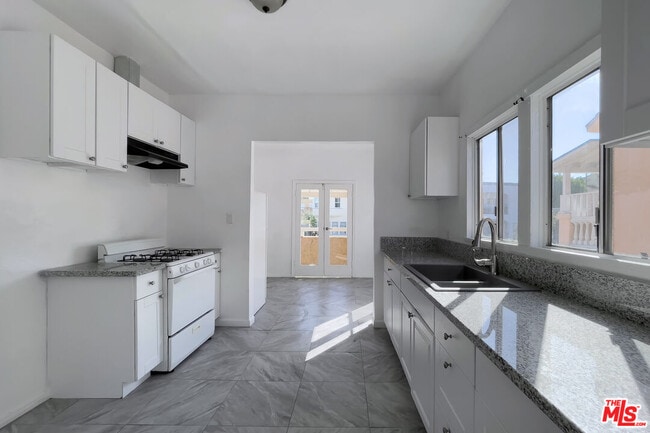 Foto del edificio - 1823 S Highland Ave