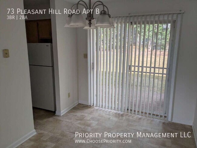Foto del edificio - 73 Pleasant Hill Rd