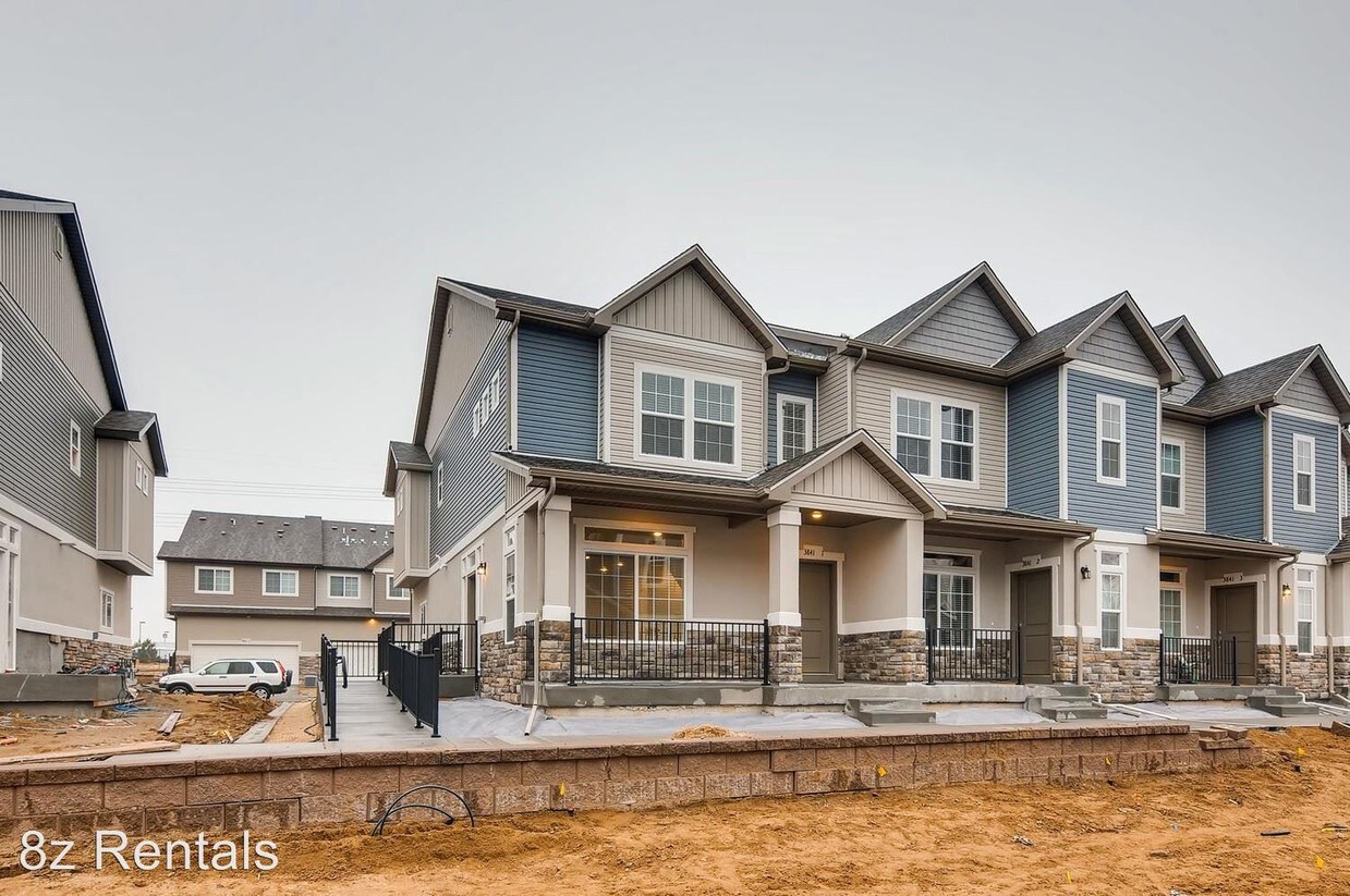 Primary Photo - 3 br, 2.5 bath House - 3841 N Himalaya Rd #1