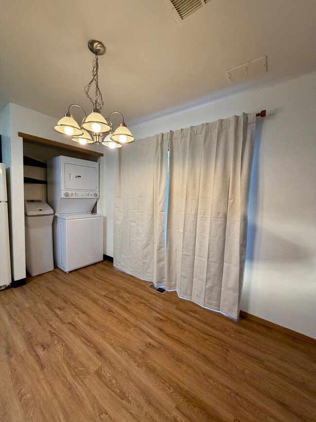 Building Photo - 54590 Aspen Ln