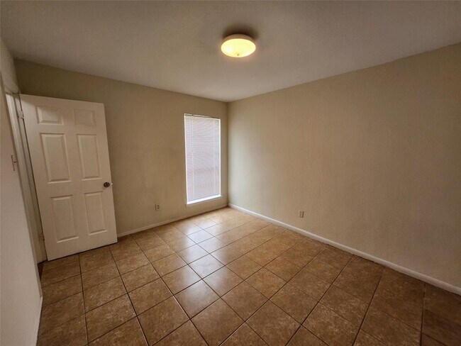 Foto del edificio - 2404 Audubon Pl