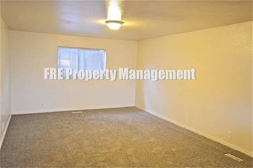 Building Photo - 3 bedroom in Sandy UT 84070