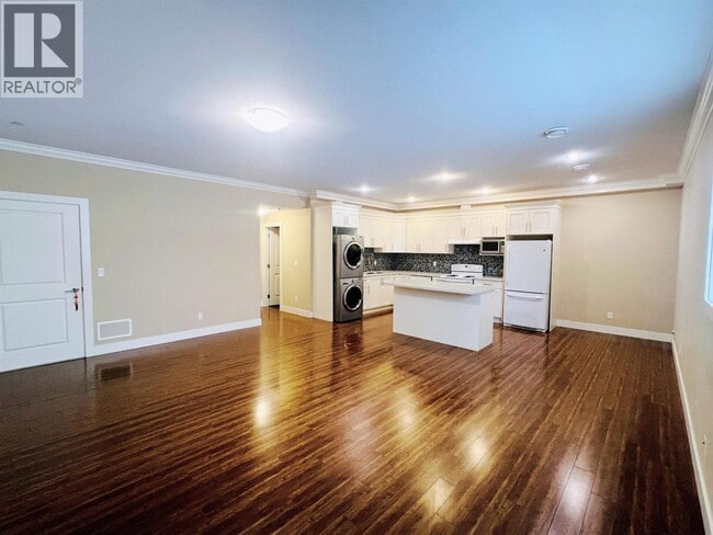 Building Photo - 13558 Balsam St