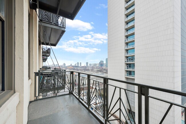 Foto del edificio - 758 N Larrabee St