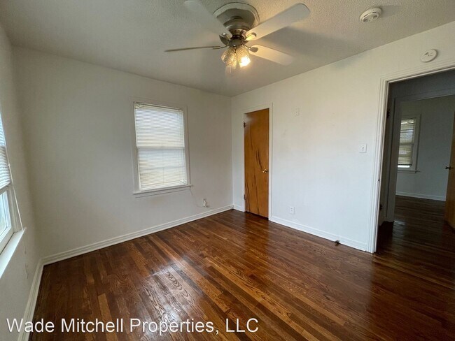 Building Photo - 2 br, 1 bath House - 2606 NE 20th