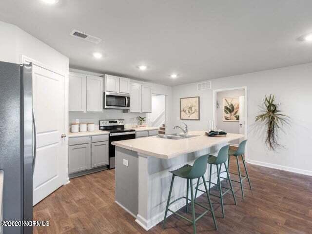 Building Photo - 1159 Hidden Creek Dr