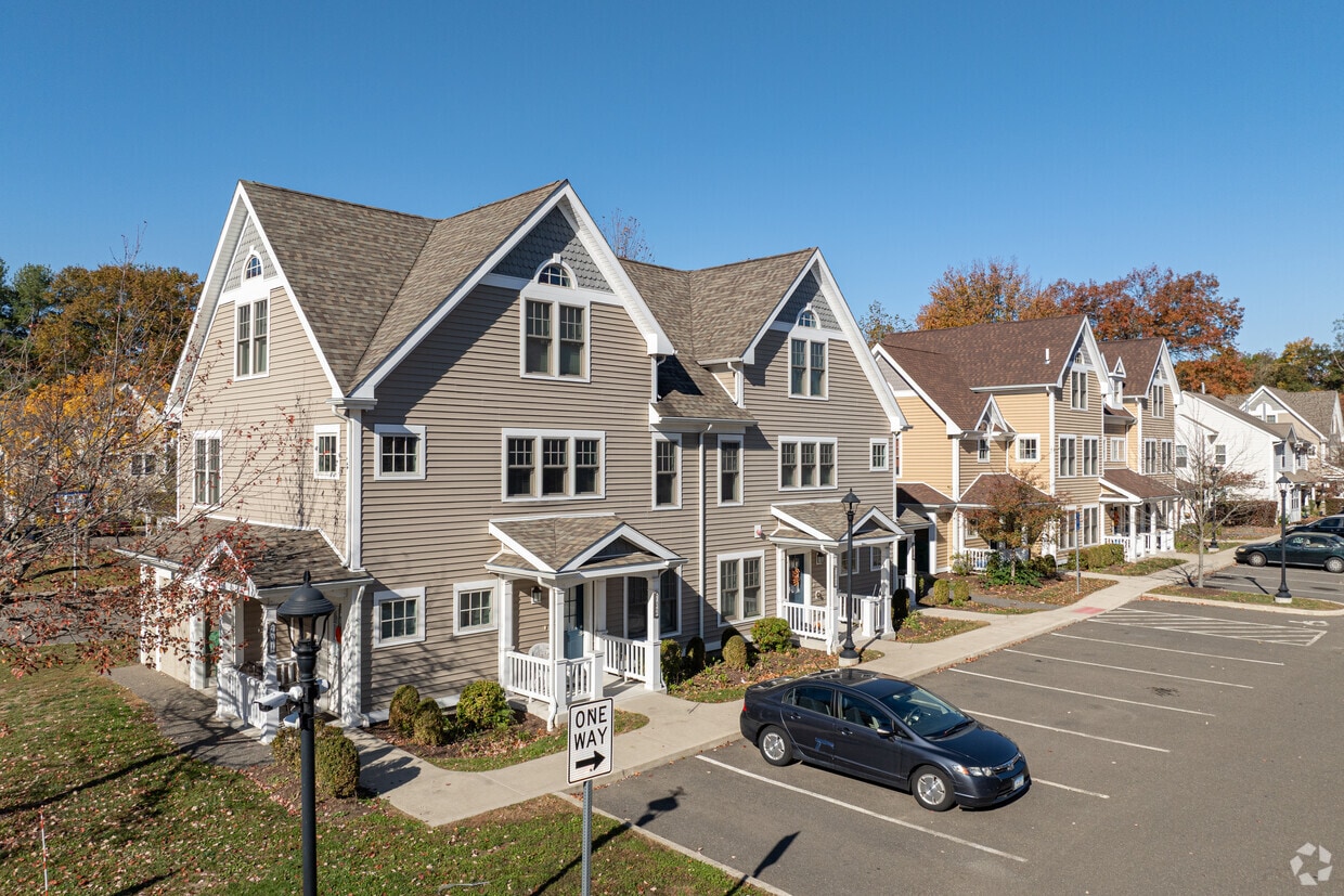 1655 Post Rd E Westport, CT 06880 - Hidden Brook