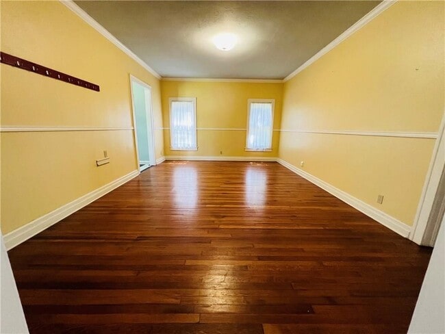 Foto del edificio - 629 W Henrietta Ave