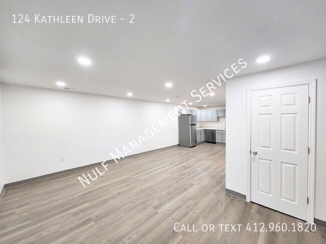 Foto del edificio - 124 Kathleen Dr