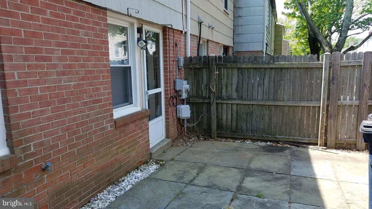 Primary Photo - 1407 Potomac Heights Dr