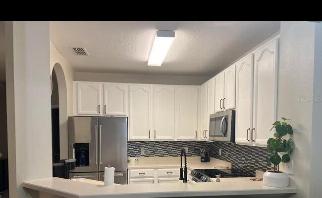 Building Photo - 326 Chelsea Dr