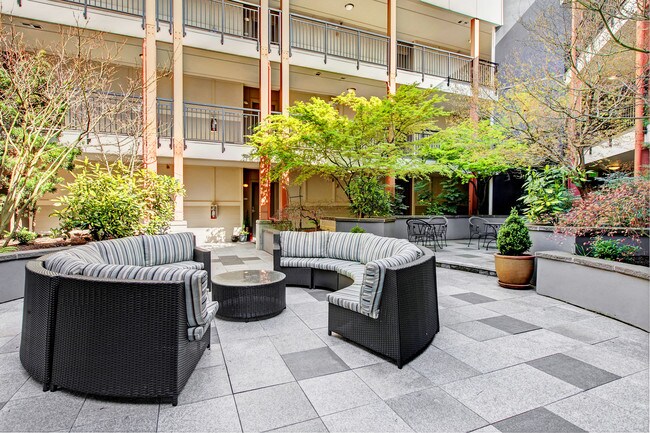 Patio - 700 Broadway