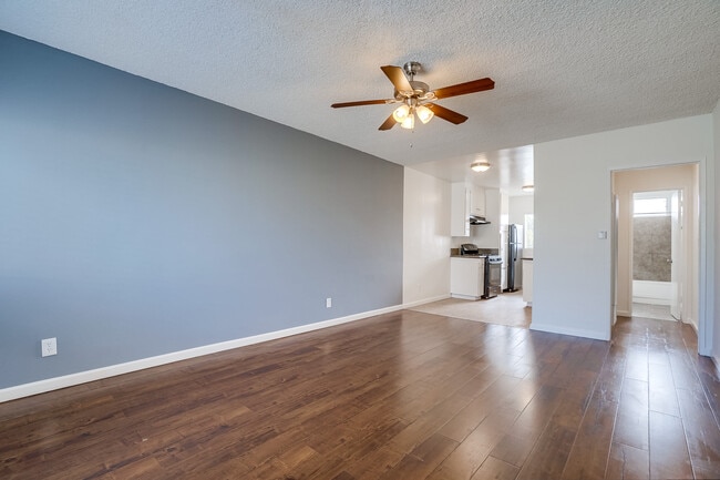 Building Photo - 6803 Brynhurst Ave