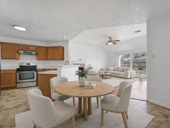 Foto del edificio - 2118 Westminister Rd