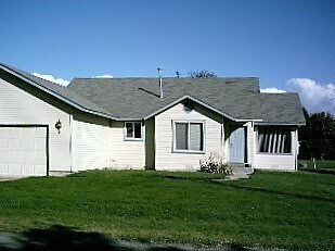 Primary Photo - SINGLE FAMILY HOME ON AVONDALE GOLF COURSE...