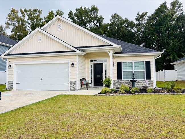 Building Photo - Waverly Place