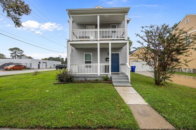 Foto del edificio - For Rent in Norfolk – Spacious 4 Bedroom Home!