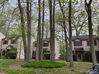 Building Photo - 1522 Streamwood Ct