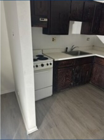 Foto del edificio - 8725 S State St