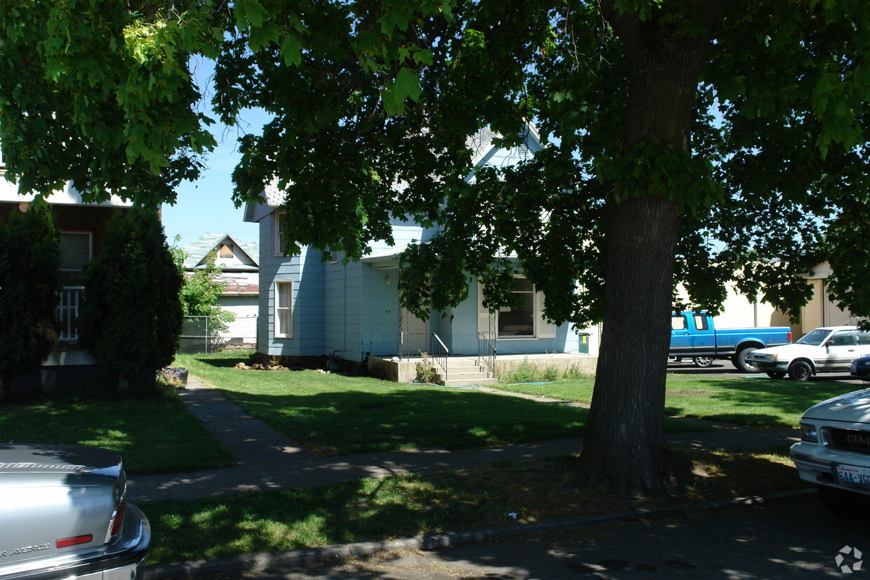 Building Photo - 1014 W Sinto Ave
