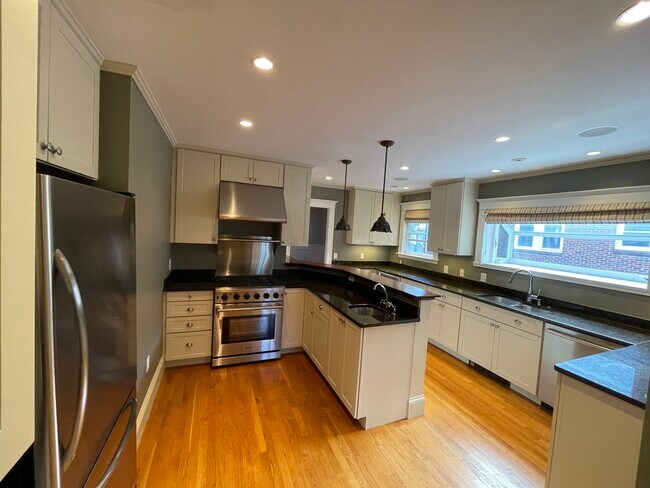 Cocina grande - 36 Gerald Rd