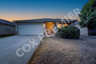 Building Photo - 2848 St Bernard Dr