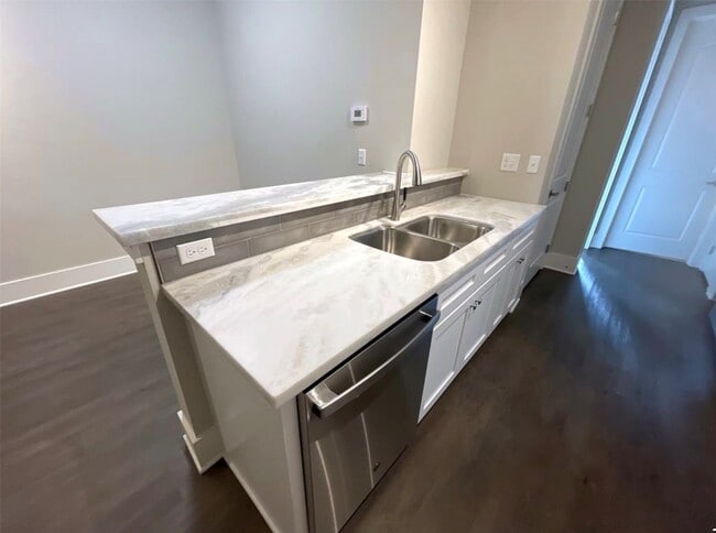 Foto del edificio - 2727 Houston Ave