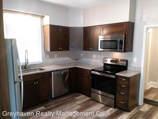 Building Photo - 2 br, 1 bath House - 812 Federal Street