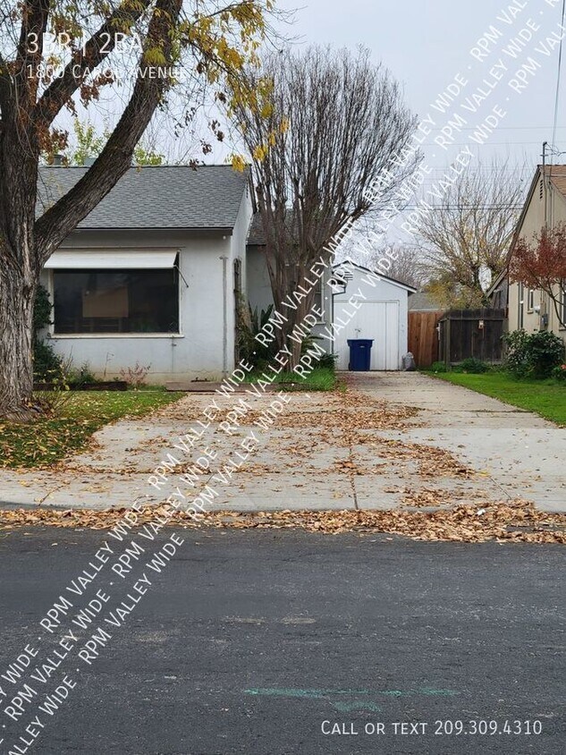 Building Photo - 3 bedroom 2 bath home