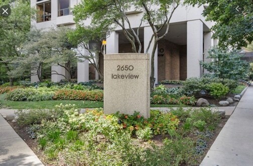 Foto del edificio - 2650 N Lakeview Ave