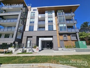 Building Photo - 6585-195A 195A St