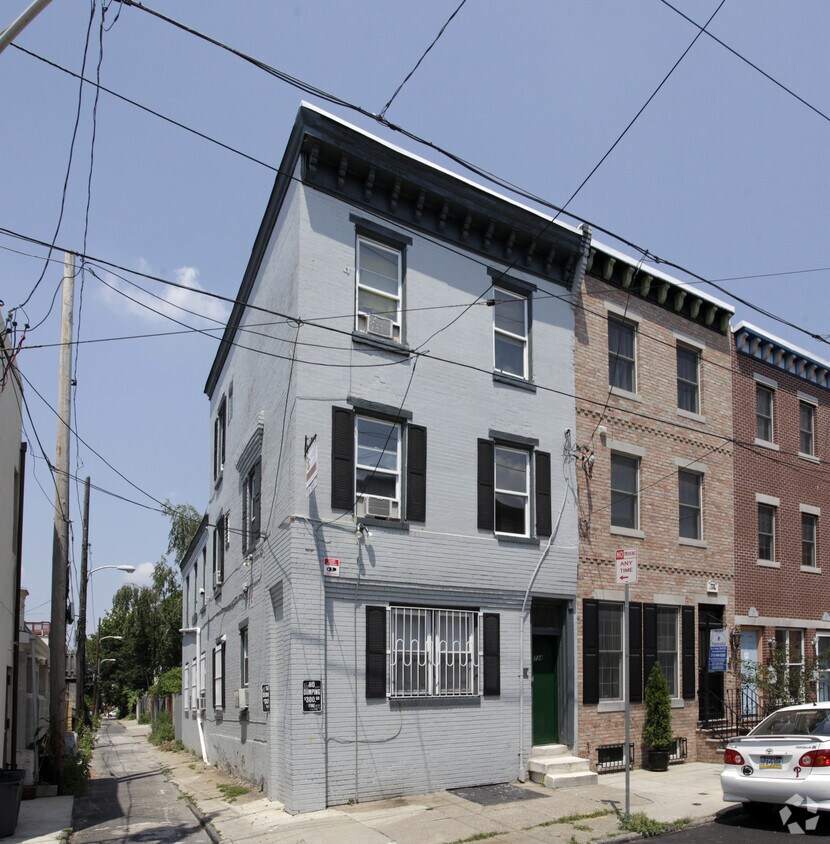 Primary Photo - 734 S 20th St