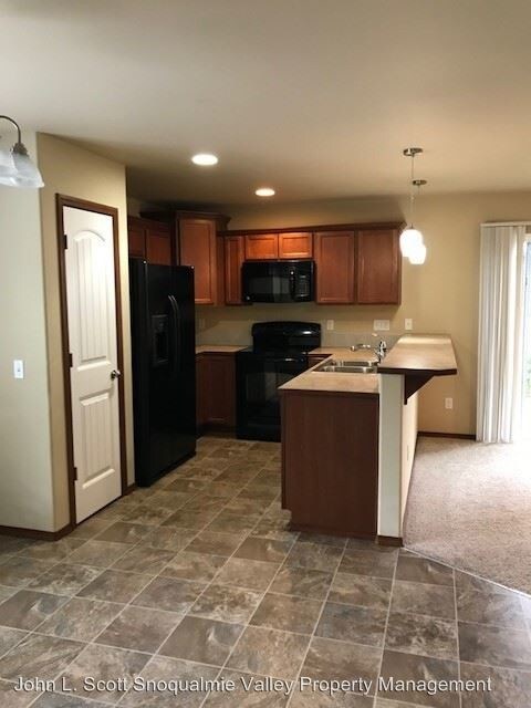 Foto del edificio - 3 br, 2.5 bath House - 101 W 6th Street
