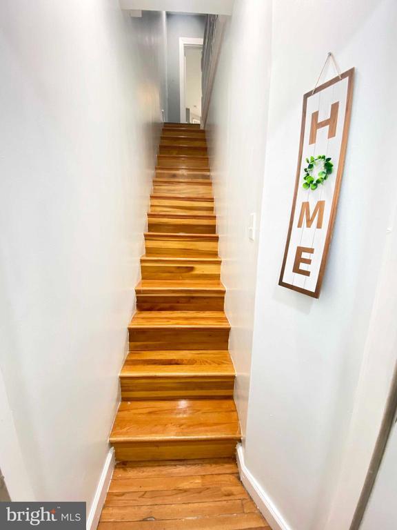 Building Photo - 315 N 52nd St