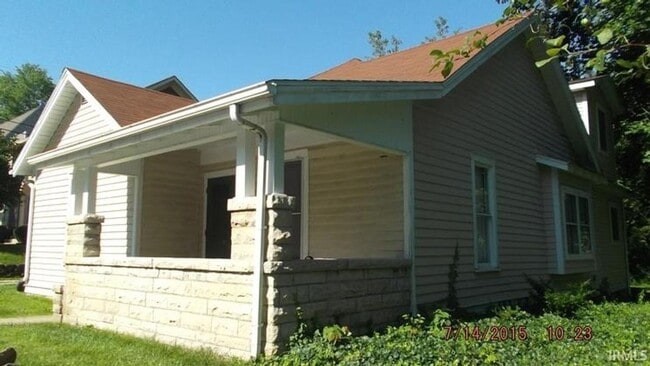 Building Photo - 520 S Eagleson Ave