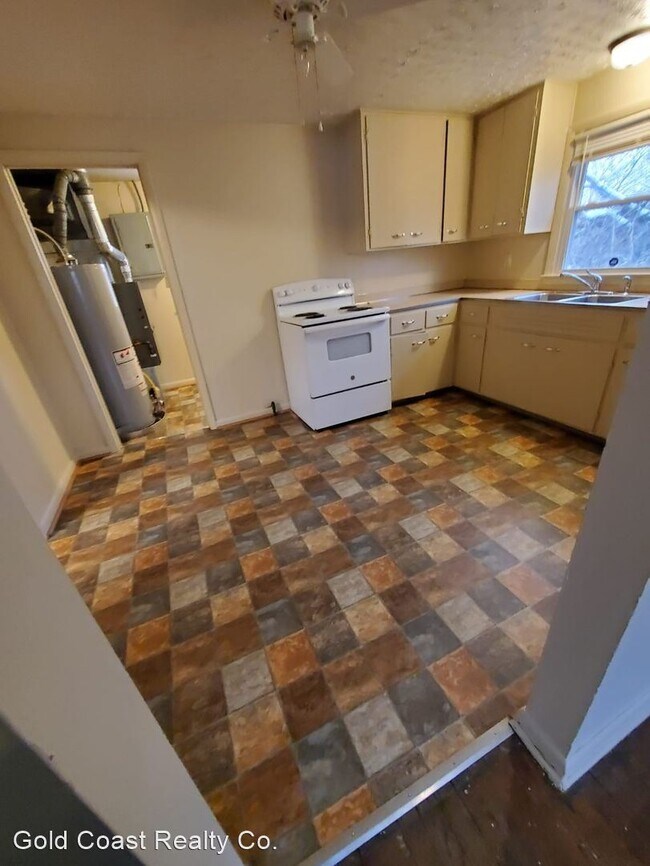 Foto del edificio - 2 br, 1 bath House - 1933 Wesleyan Rd.