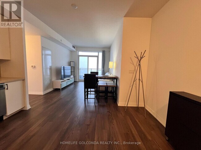 Photo du bâtiment - 55 Ann O'Reilly Rd