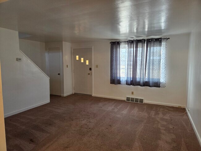 Sala de estar - 813 4th St