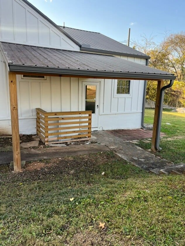 Knoxville 37920 - 1 bedroom duplex in coun... - Knoxville 37920 - 1 bedroom duplex in coun...