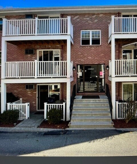 Photo - 3 Kenmar Dr (Billerica, MA)