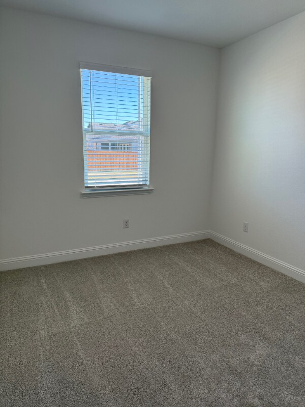 Foto del edificio - 14809 Bandana Rd