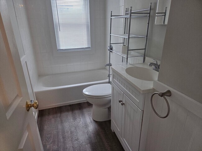 Foto del edificio - 14 Strafford Pl