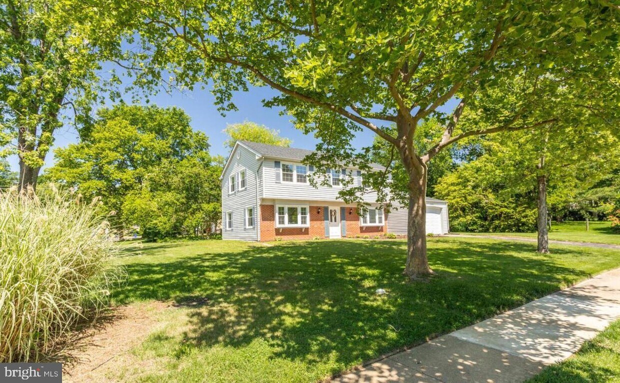 12300 Stonehaven Ln, Bowie, MD 20715 House Rental in Bowie, MD