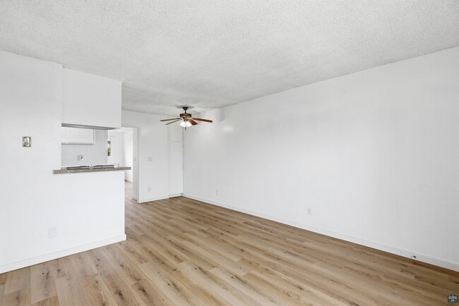 Building Photo - 711 Machado Dr